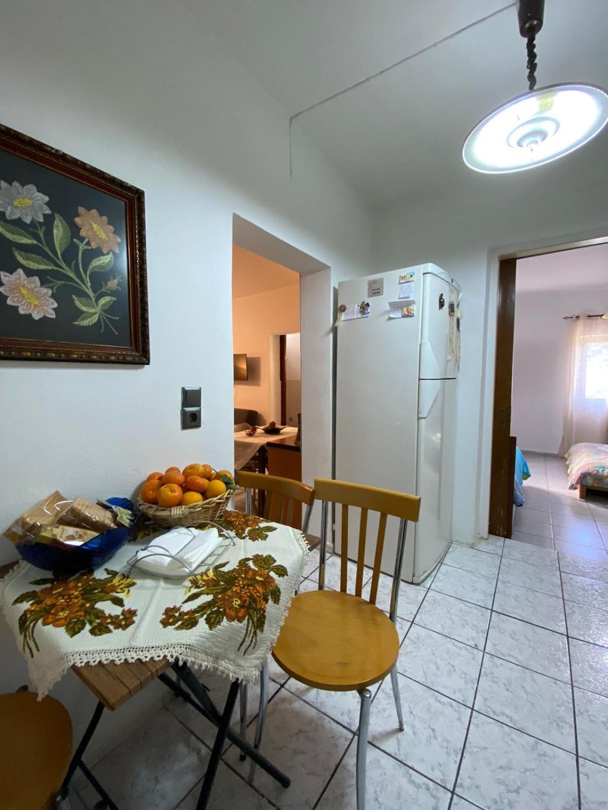 Aggelina Guest House Sárkhos Eksteriør bilde